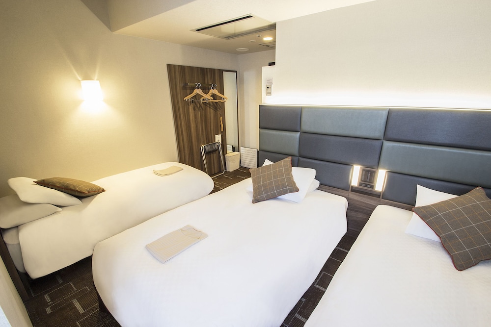 Habitación triple, no fumadores del hotel Hearton Shinsaibashi
