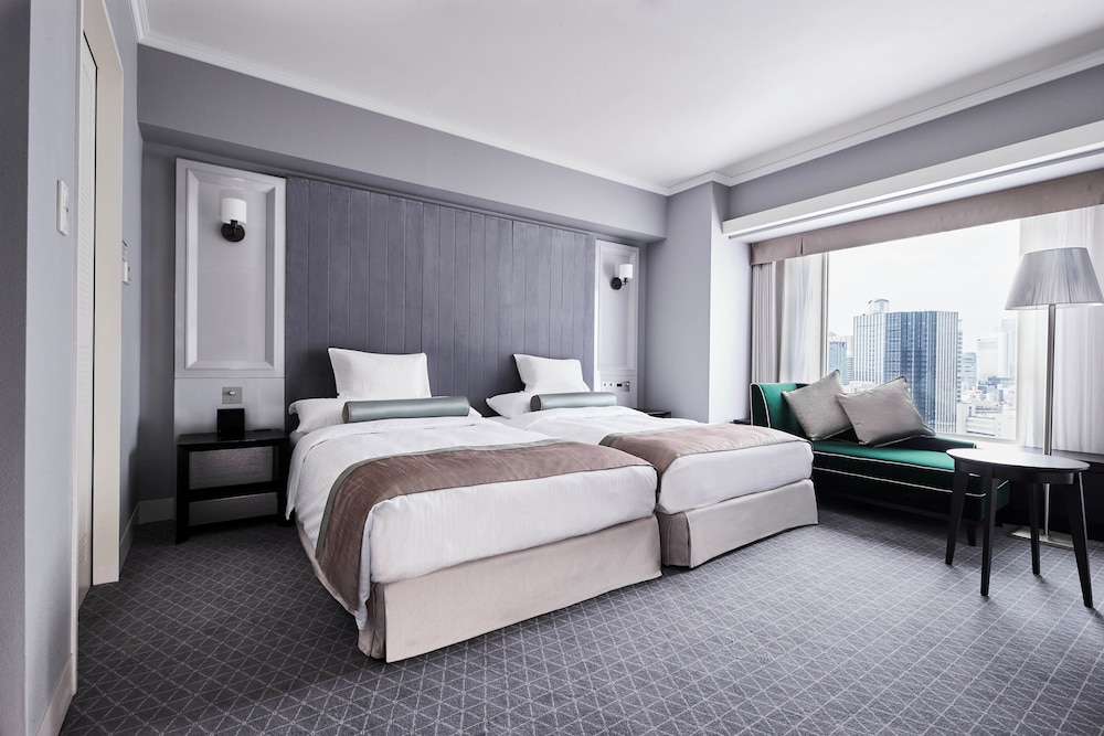 Suite Club, 1 cama individual del hotel Rihga Royal Osaka. Foto 6