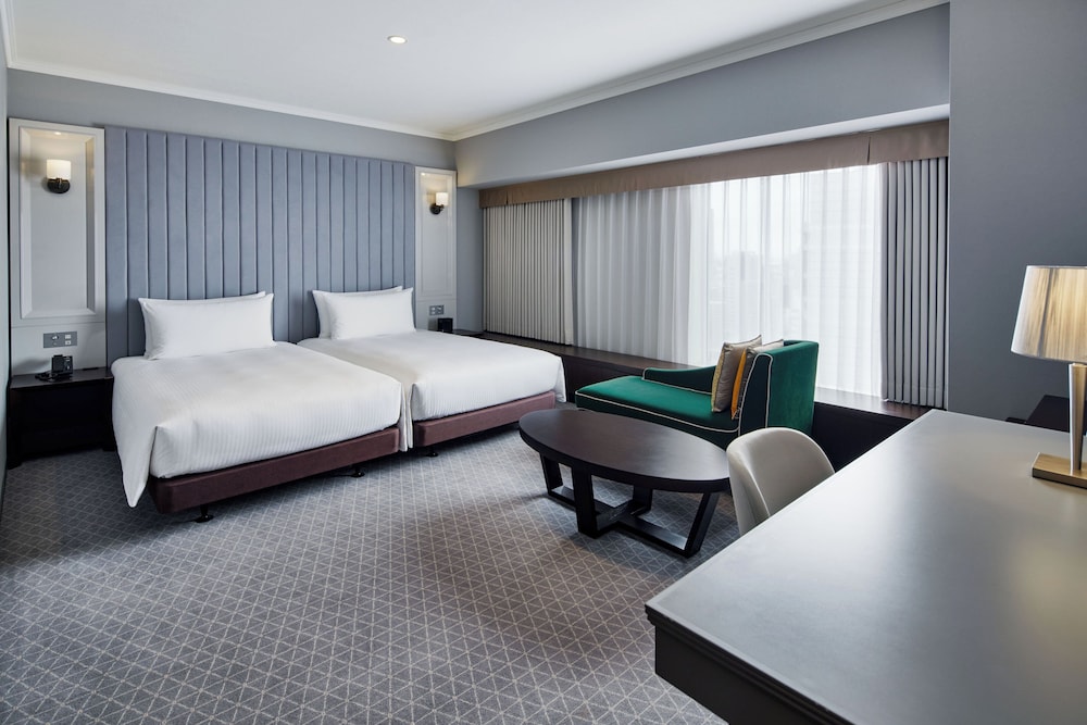 Habitación Club del hotel Rihga Royal Osaka. Foto 5