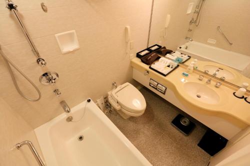 Habitación Doble Confort para fumadores del hotel Nikko Kanazawa. Foto 1