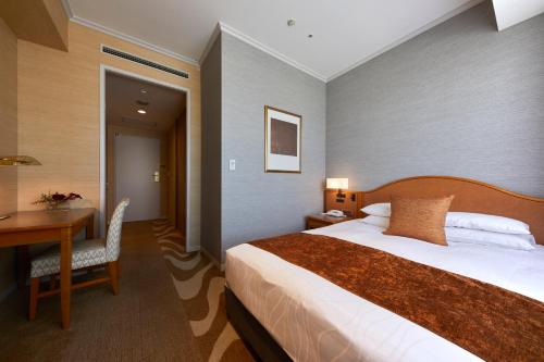 Habitación doble Vista ciudad Confort 1 Cama doble del hotel Nikko Kanazawa. Foto 4