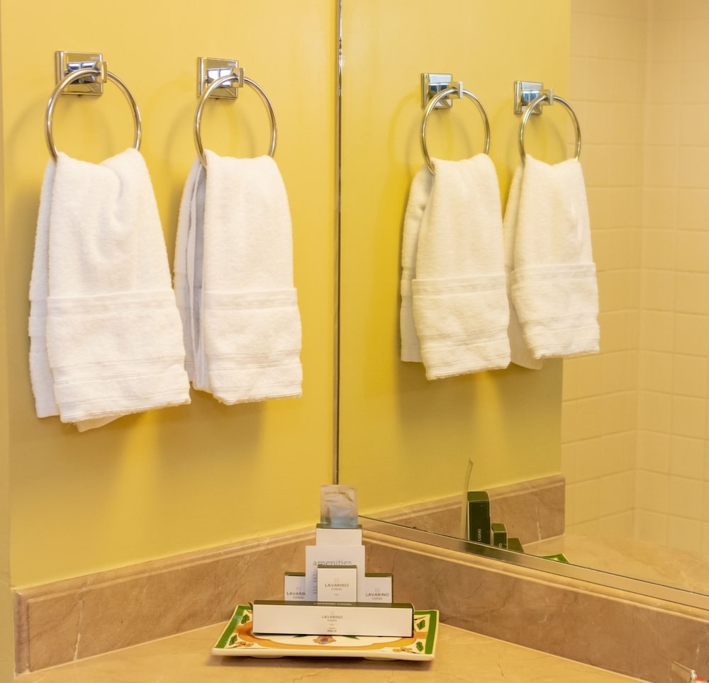 Suite Duplex Premium Level del hotel Barceló Guatemala City. Foto 3