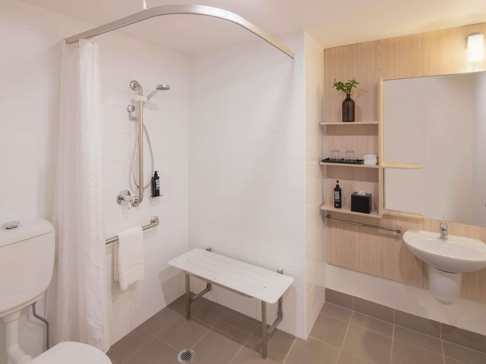 Habitación estándar, 1 cama de matrimonio, accesible para personas con discapacidad del hotel Ibis Sydney Barangaroo