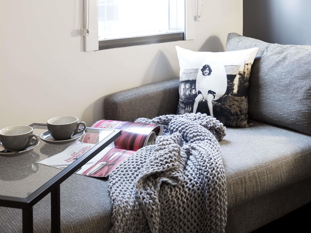 Habitación superior, 1 cama de matrimonio del hotel Ibis Sydney Barangaroo. Foto 1