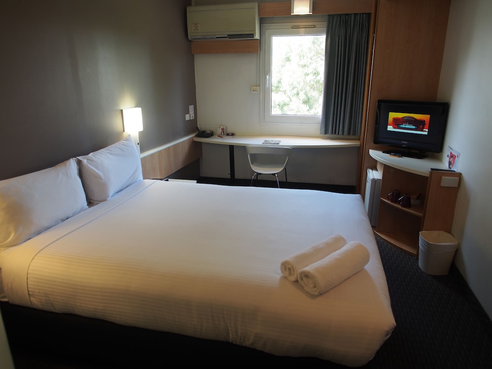 Habitación estándar, 1 cama de matrimonio del hotel Ibis Sydney Thornleigh. Foto 3