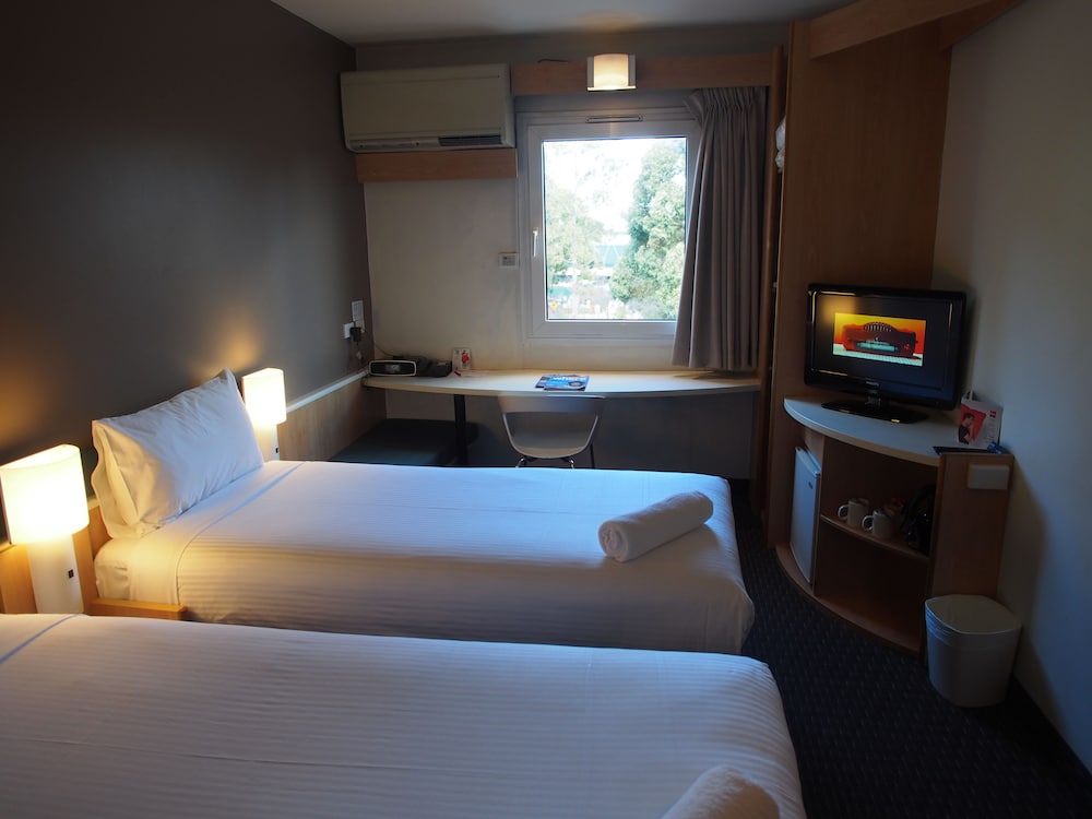 Habitación estándar, 2 camas individuales del hotel Ibis Sydney Thornleigh. Foto 4