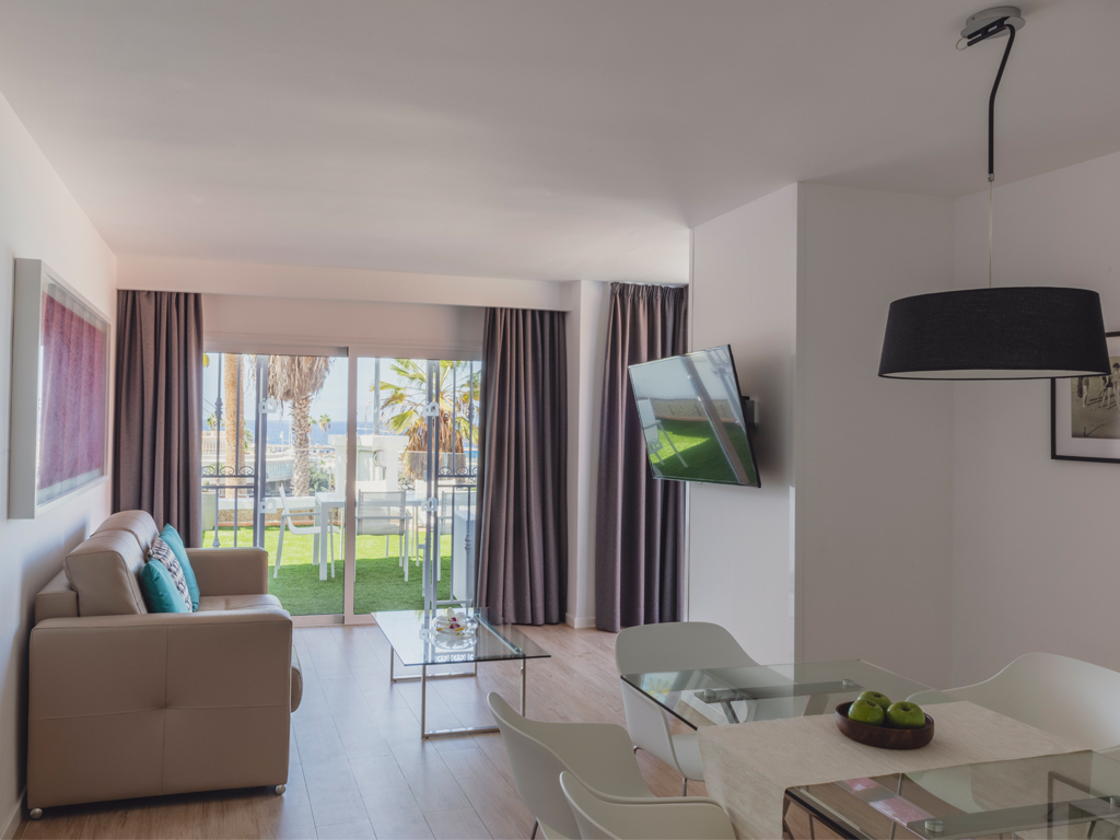 Apartamento 2 habitaciones Premium del hotel Flamingo Beach Mate. Foto 1
