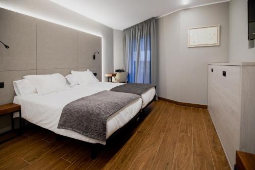 Habitación Triple del hotel Les Closes. Foto 3