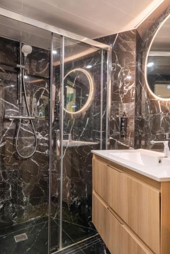 Suite Familiar del hotel Atelier Montparnasse. Foto 3