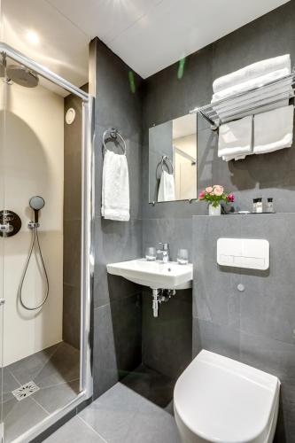 Habitación Doble del hotel Alexandrine Opera. Foto 16