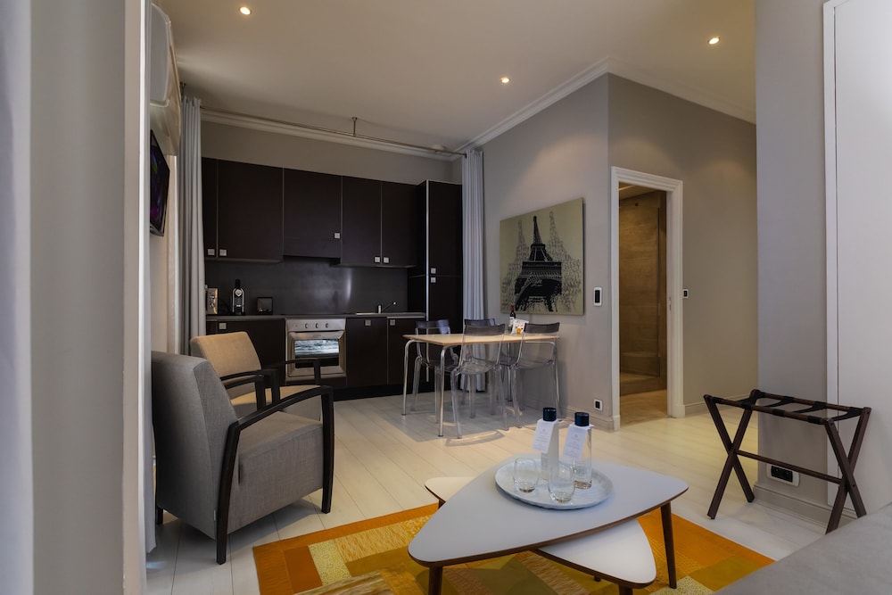 Suite, 1 habitación (Le Charmeur) del hotel Residence and Spa Le Prince Regent. Foto 6