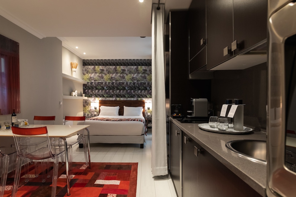 Suite Deluxe (La Nuit Blanche) del hotel Residence and Spa Le Prince Regent. Foto 4