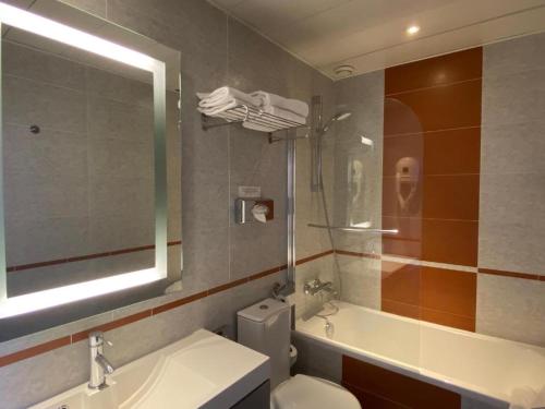 Habitación Doble Estándar - 1 o 2 camas del hotel Elysa - Luxembourg. Foto 1