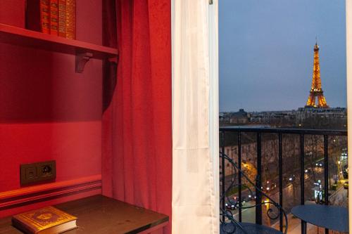 Chambre Premium - vue Tour Eiffel - accès au spa offert del hotel Duquesne Eiffel. Foto 6