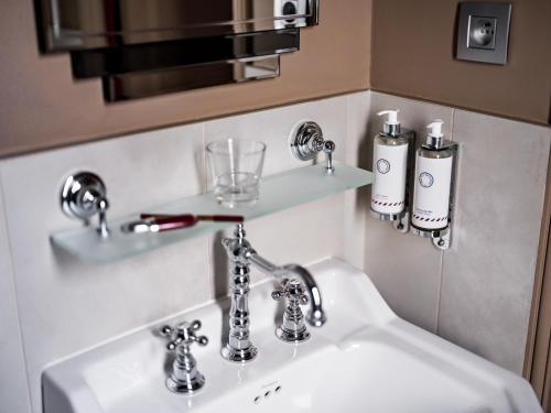 Habitación Doble Confort reformada del hotel Duquesne Eiffel