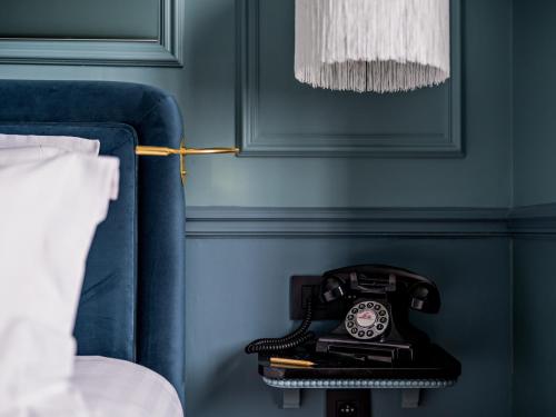 Habitación Superior reformada con balcón del hotel Duquesne Eiffel. Foto 6