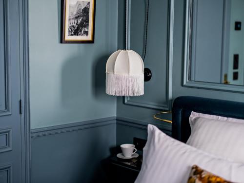 Habitación Superior reformada con balcón del hotel Duquesne Eiffel. Foto 12