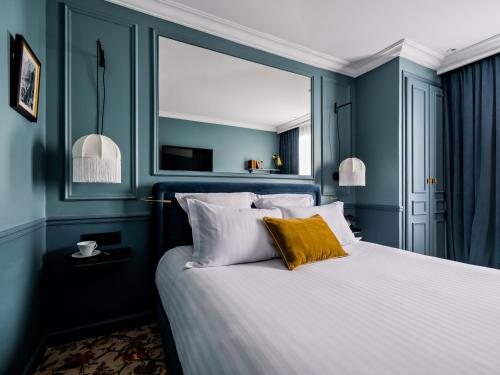 Habitación Doble Superior reformada del hotel Duquesne Eiffel. Foto 3