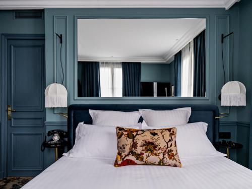 La Chambre 55 - vue Tour Eiffel - accès au spa offert del hotel Duquesne Eiffel. Foto 2