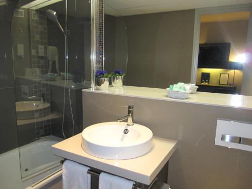 Habitación Doble Deluxe Opera del hotel Harvey. Foto 6