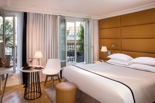 Habitación Doble Executive con acceso al spa del hotel R De Paris. Foto 6