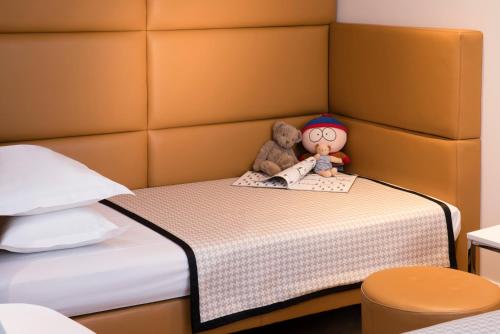 Suite con patio y acceso al spa del hotel R De Paris. Foto 7
