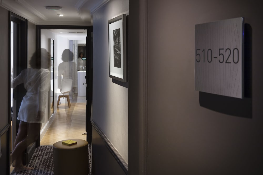 Habitación familiar, 2 habitaciones adyacentes del hotel R De Paris