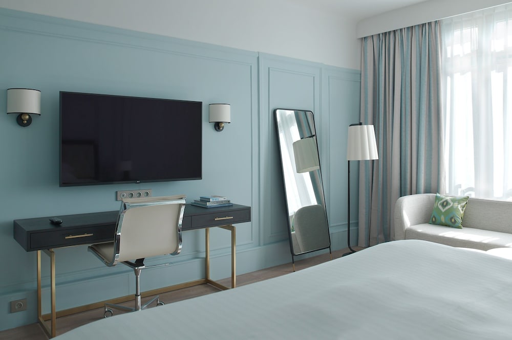 Habitación ejecutiva, 1 cama de matrimonio grande del hotel Marriott Paris Opera Ambassador