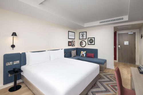 Habitación King del hotel Hampton By Hilton London City. Foto 4