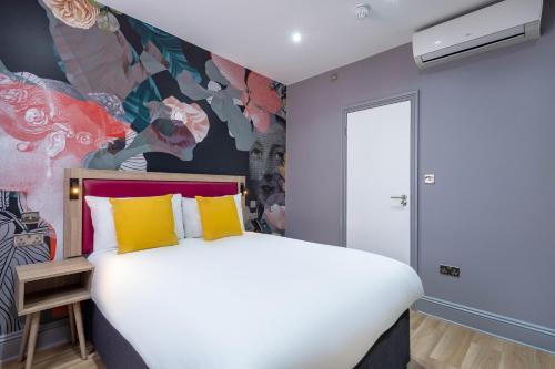 Habitación Doble del hotel Comfort Inn Edgware Road W2. Foto 1