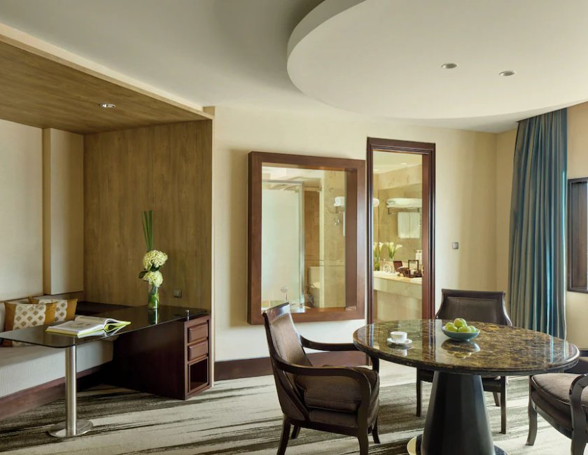 Suite Deluxe (Executive Lounge Access) del hotel Gran Melia Jakarta. Foto 1