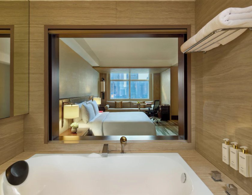 Habitación Deluxe del hotel Gran Melia Jakarta. Foto 4