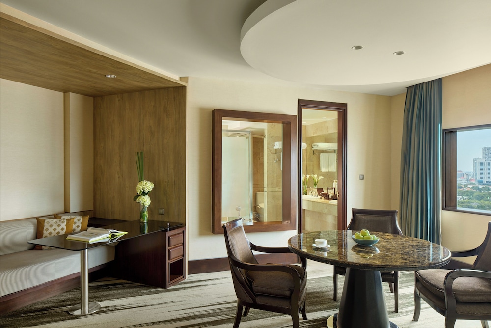 Deluxe Junior Suite RedLevel del hotel Gran Melia Jakarta. Foto 1