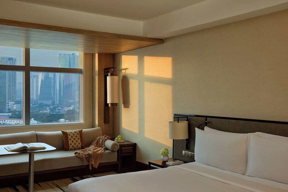 Premium Room Vista Ciudad del hotel Gran Melia Jakarta. Foto 2