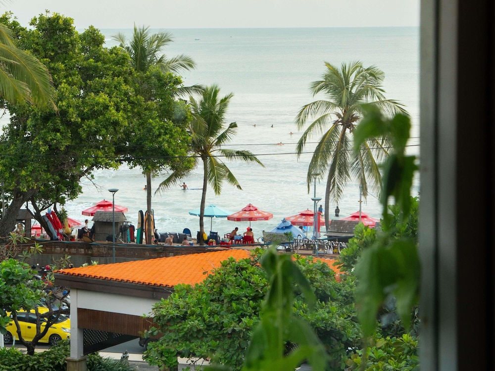 Habitación Deluxe con Vistas al Mar y Dos Camas Individuales (Hasta 2 Adultos y 1 Niño) del hotel Mercure Kuta Bali. Foto 3