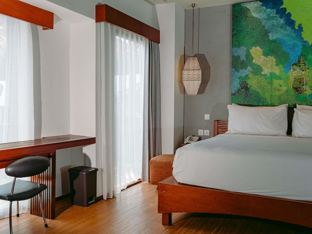 Suite Junior con Vistas al Mar, 1 cama king - size (Hasta 2 Adultos y 2 Niños) del hotel Mercure Kuta Bali. Foto 8
