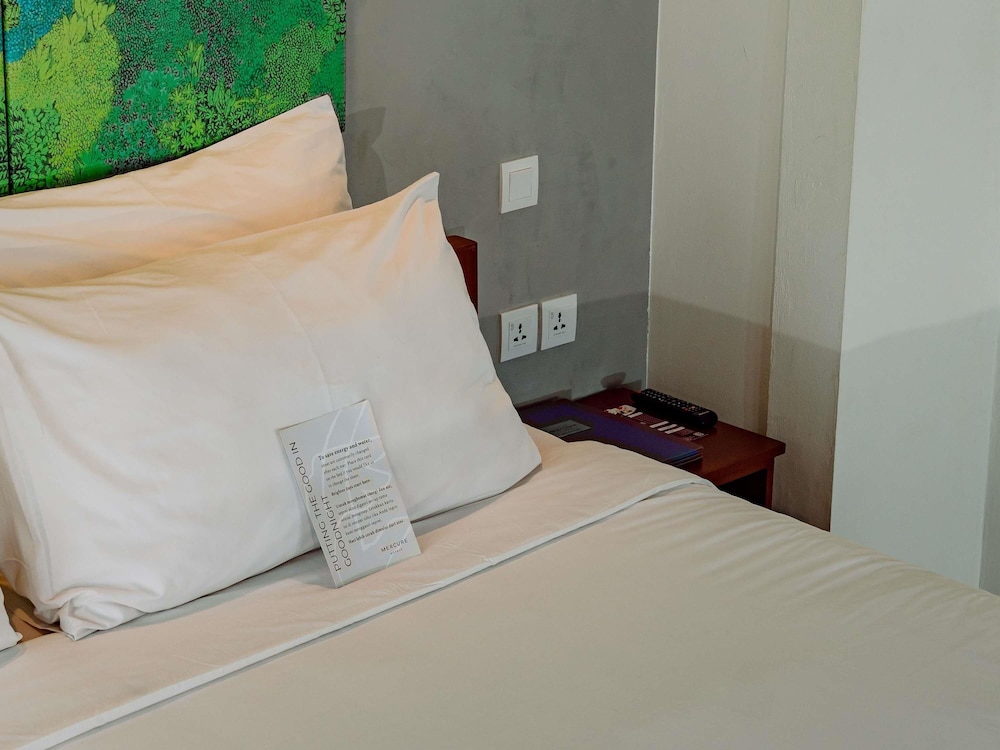 Suite Junior con Vistas al Mar, 1 cama king - size (Hasta 2 Adultos y 2 Niños) del hotel Mercure Kuta Bali. Foto 9