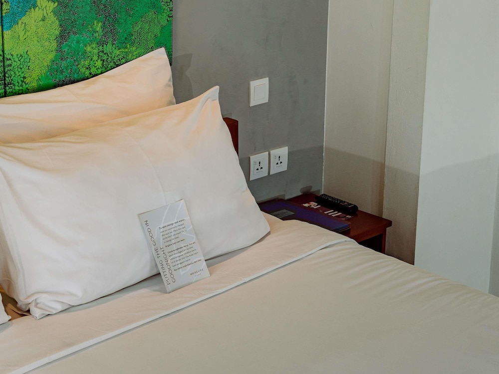 Suite Junior con Vistas al Mar, 1 cama king - size (Hasta 2 Adultos y 2 Niños) del hotel Mercure Kuta Bali. Foto 3