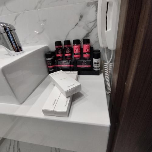 Habitación Doble Estándar del hotel International Atene. Foto 4