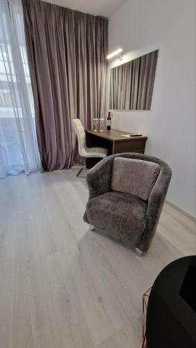 Suite Junior del hotel International Atene. Foto 9