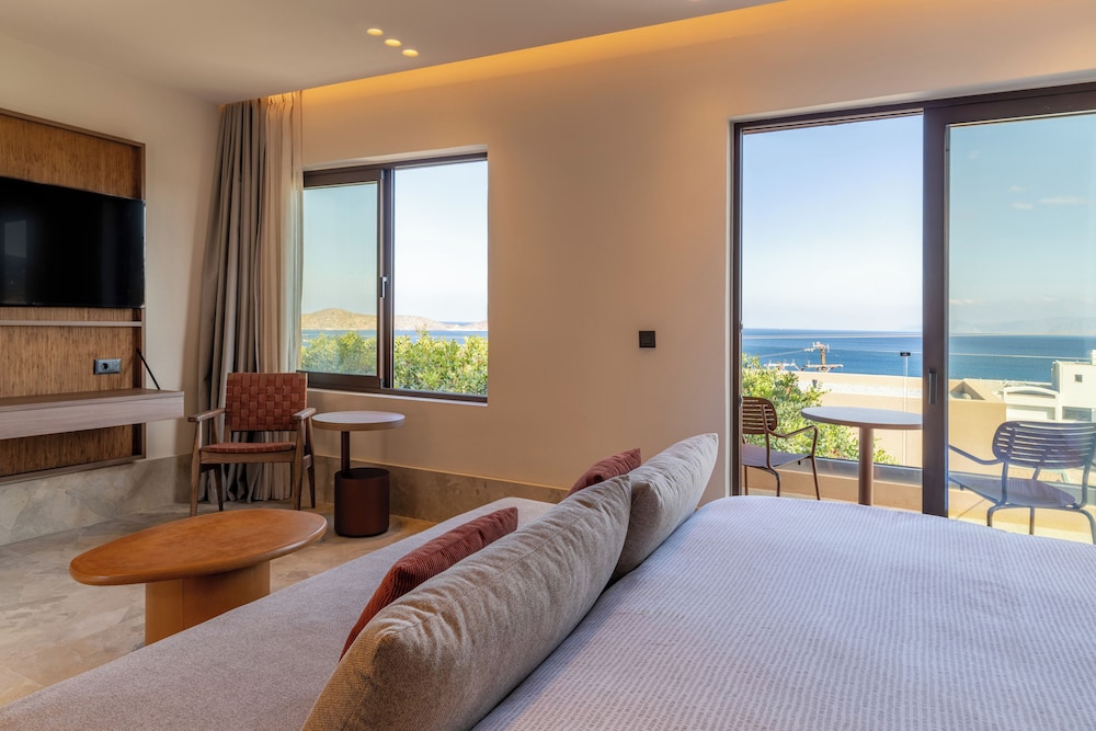 Loft con Vistas al Mar del hotel INNSiDE by Melia Elounda. Foto 4
