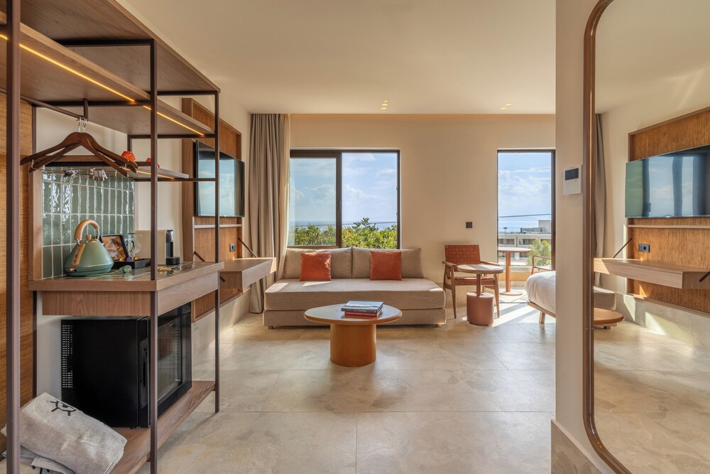 Loft con Vistas al Mar del hotel INNSiDE by Melia Elounda. Foto 8