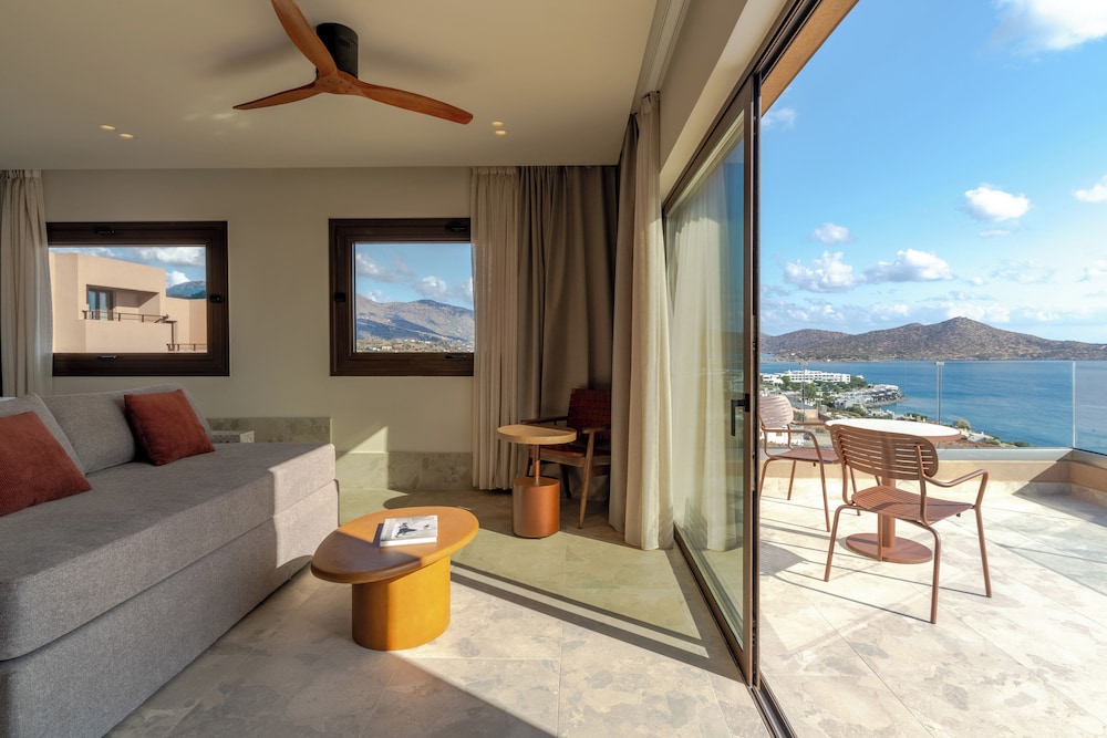 Loft con Vistas al Mar del hotel INNSiDE by Melia Elounda. Foto 9