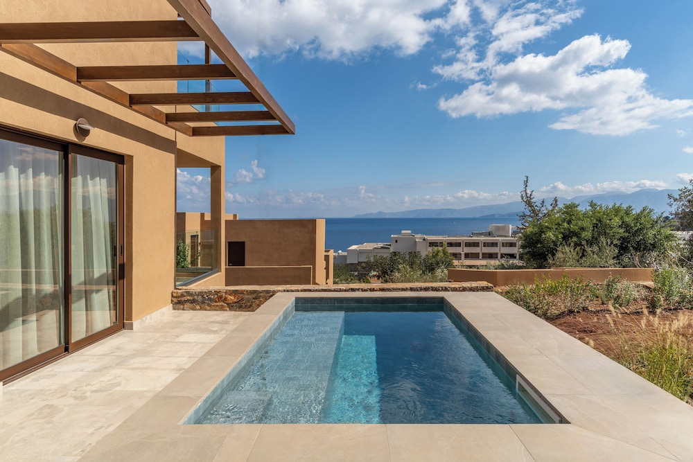 Loft con Piscina Privada y Vistas al Mar del hotel INNSiDE by Melia Elounda. Foto 2
