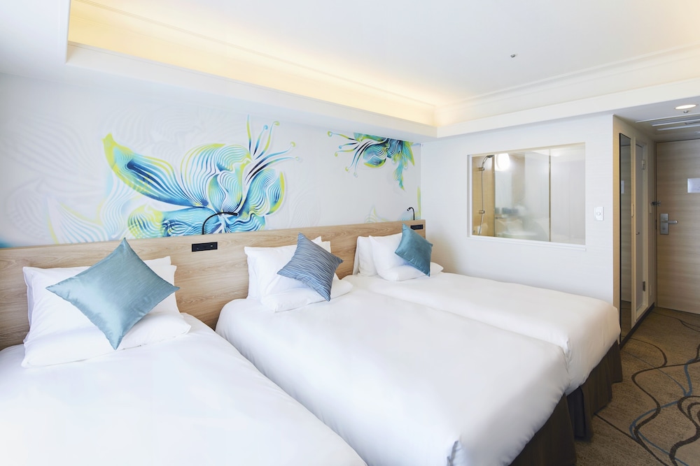 Habitación Estándar, Camas Gemelas - No Fumador del hotel Novotel Okinawa Naha. Foto 2