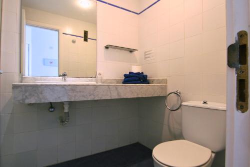 Apartamento con vistas al mar del hotel Apartahotel Costa Volcán. Foto 3