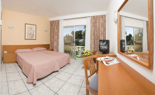 Habitación doble Vista Piscina Balcón o Terraza del hotel Tropical