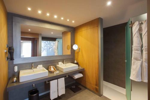 Suite junior del hotel Lopesan Baobab Resort