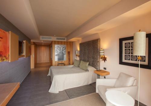 Suite Senior del hotel Lopesan Baobab Resort. Foto 3
