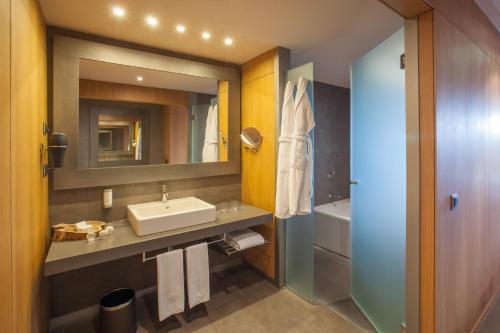 Alojamiento Familiar Doble con piscina del hotel Lopesan Baobab Resort